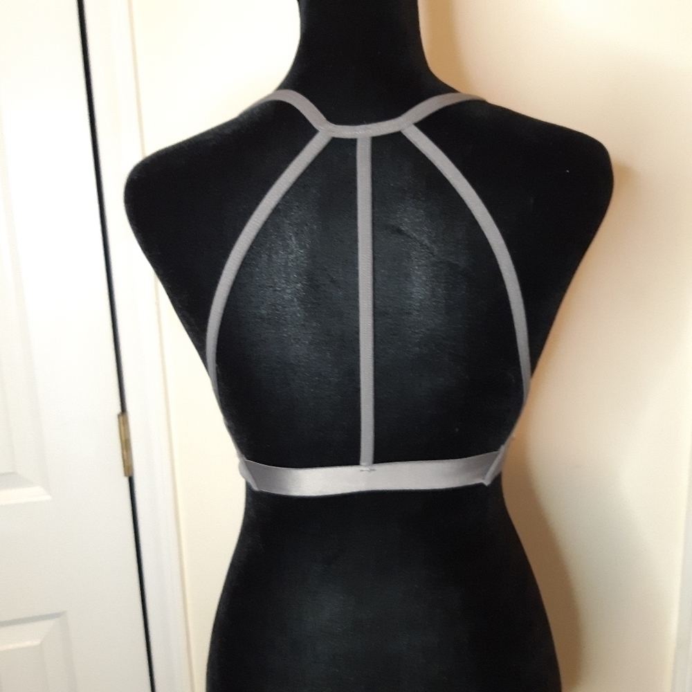 LIVE Love Dream Bralette - Picture 2 of 7